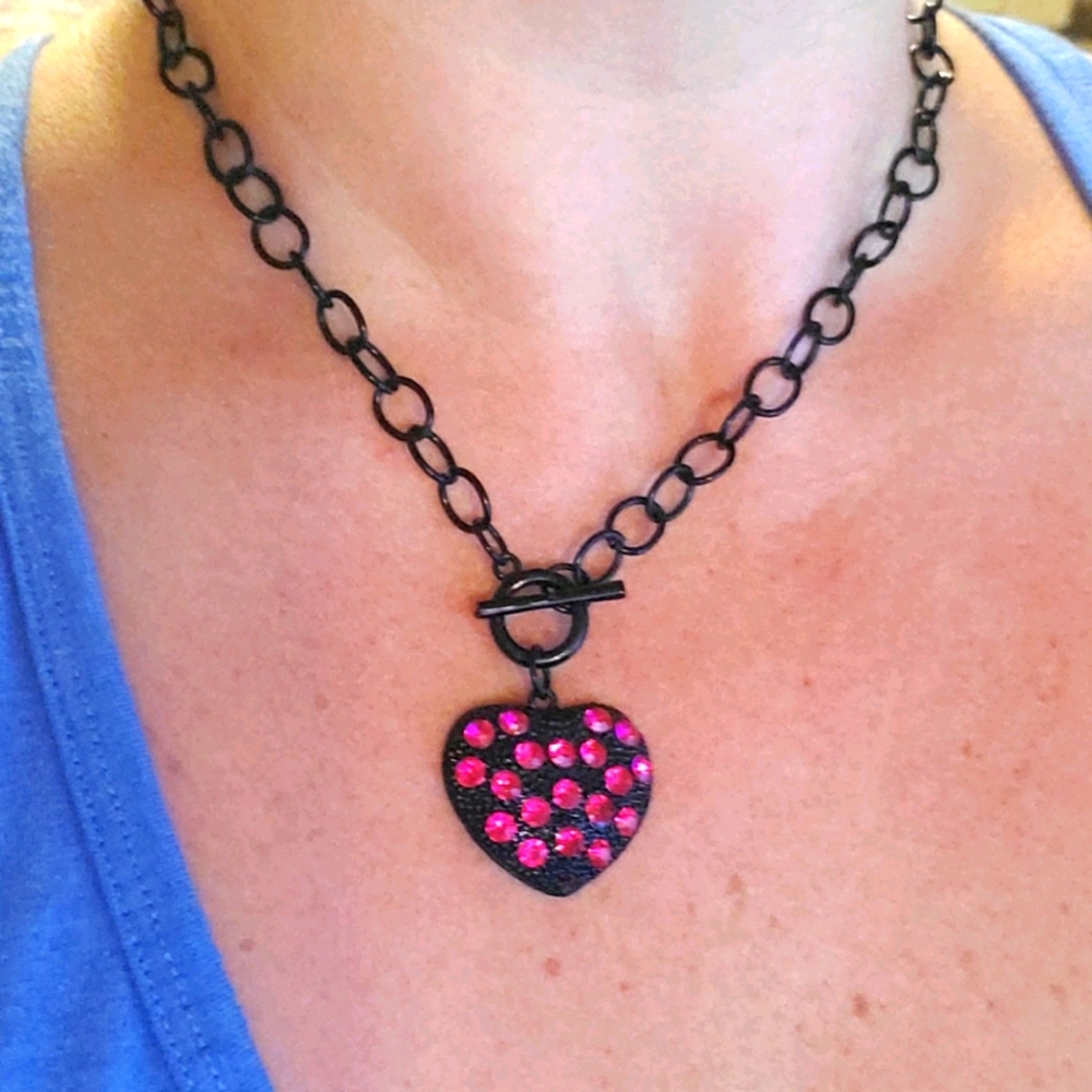 Black Heart Toggle Necklace